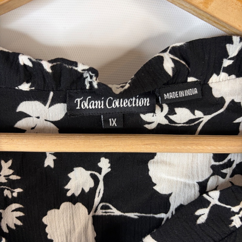 Tolani Collection Blouse Womens 1X Black White Floral Ruffle Crinkle Boho - Picture 2 of 11